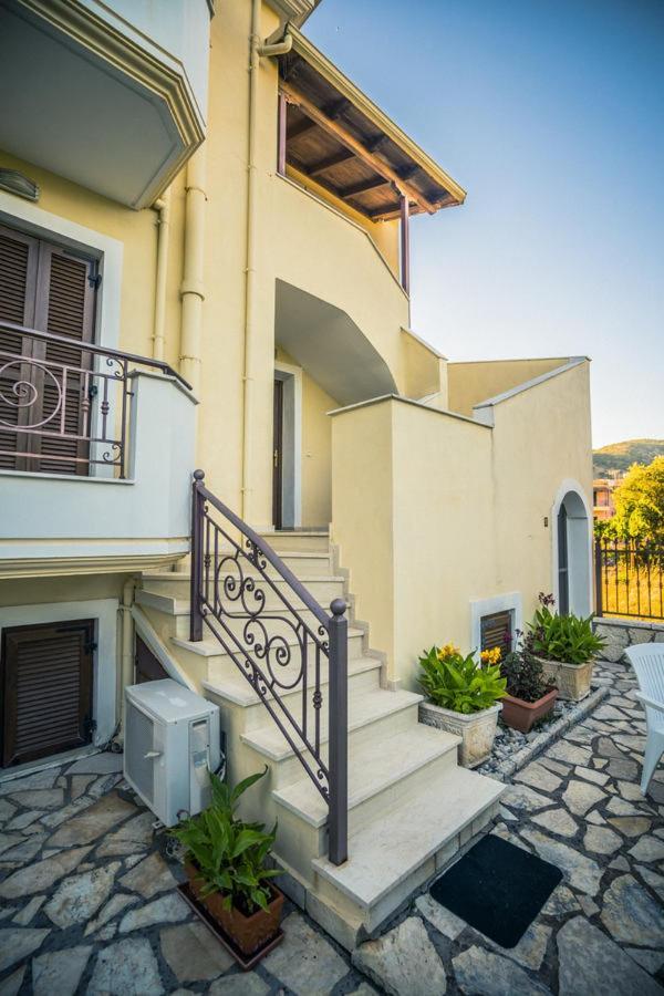 סיבוטה Villa Karolina Tsogkas מראה חיצוני תמונה
